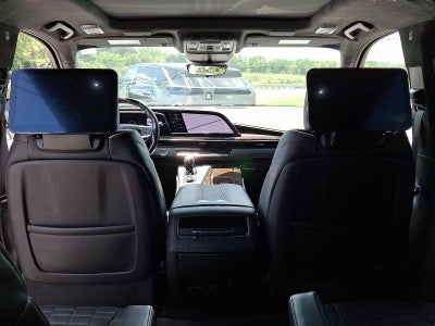 2024 Cadillac Escalade ESV Sport Platinum