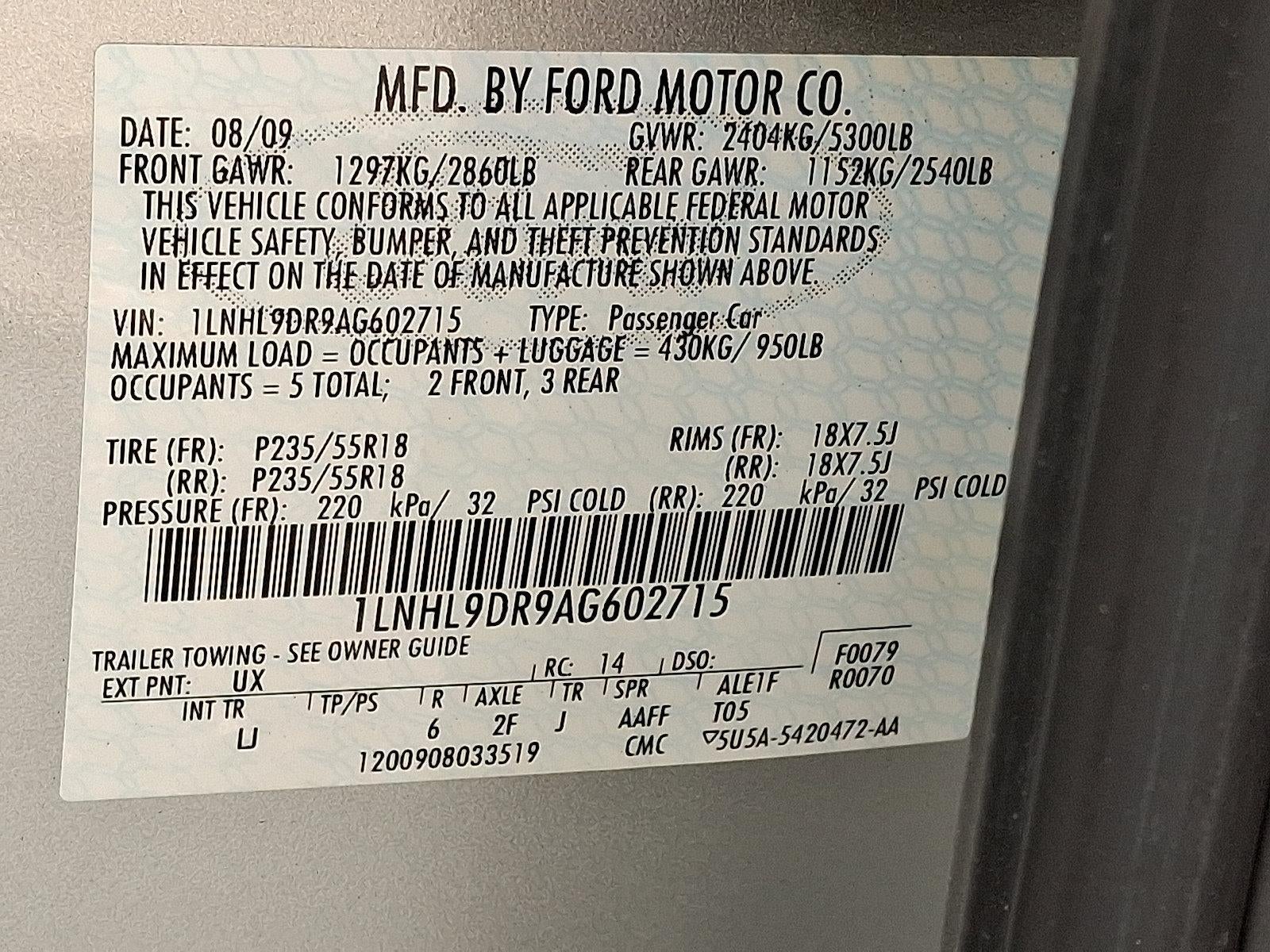 2010 Lincoln MKS Base