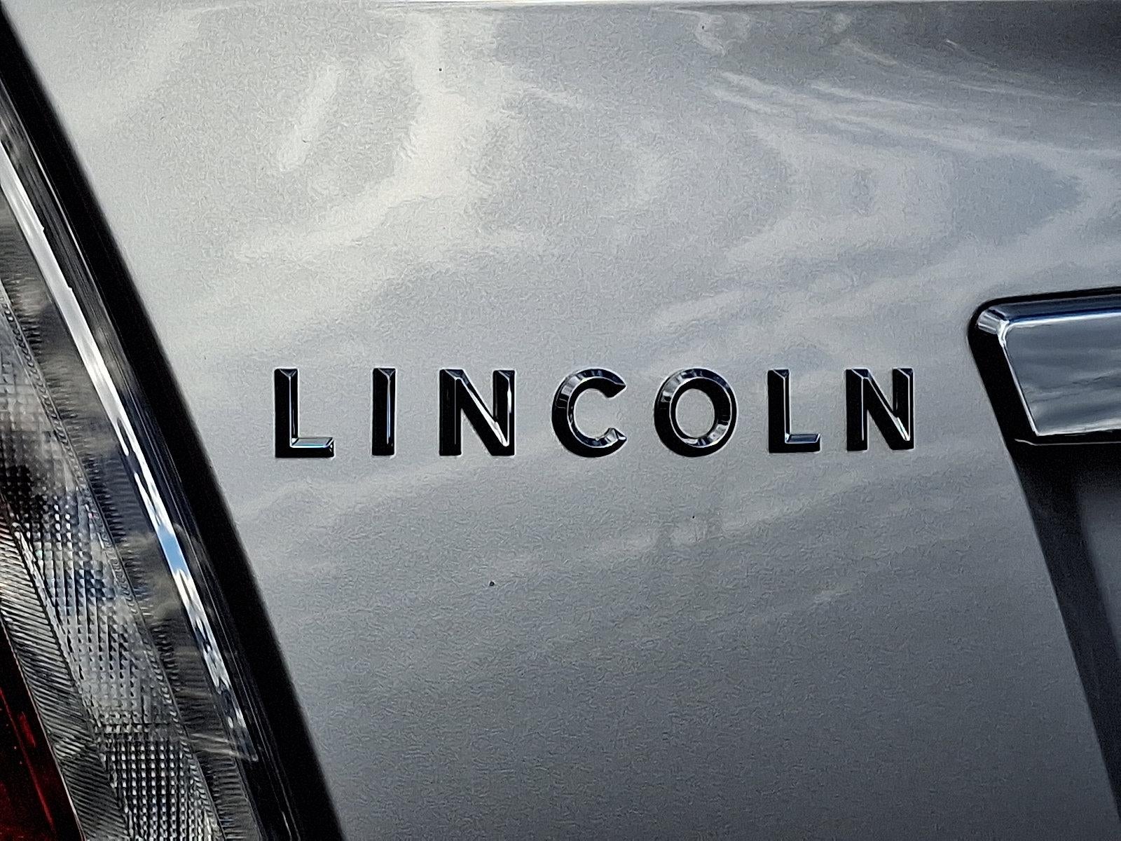 2010 Lincoln MKS Base