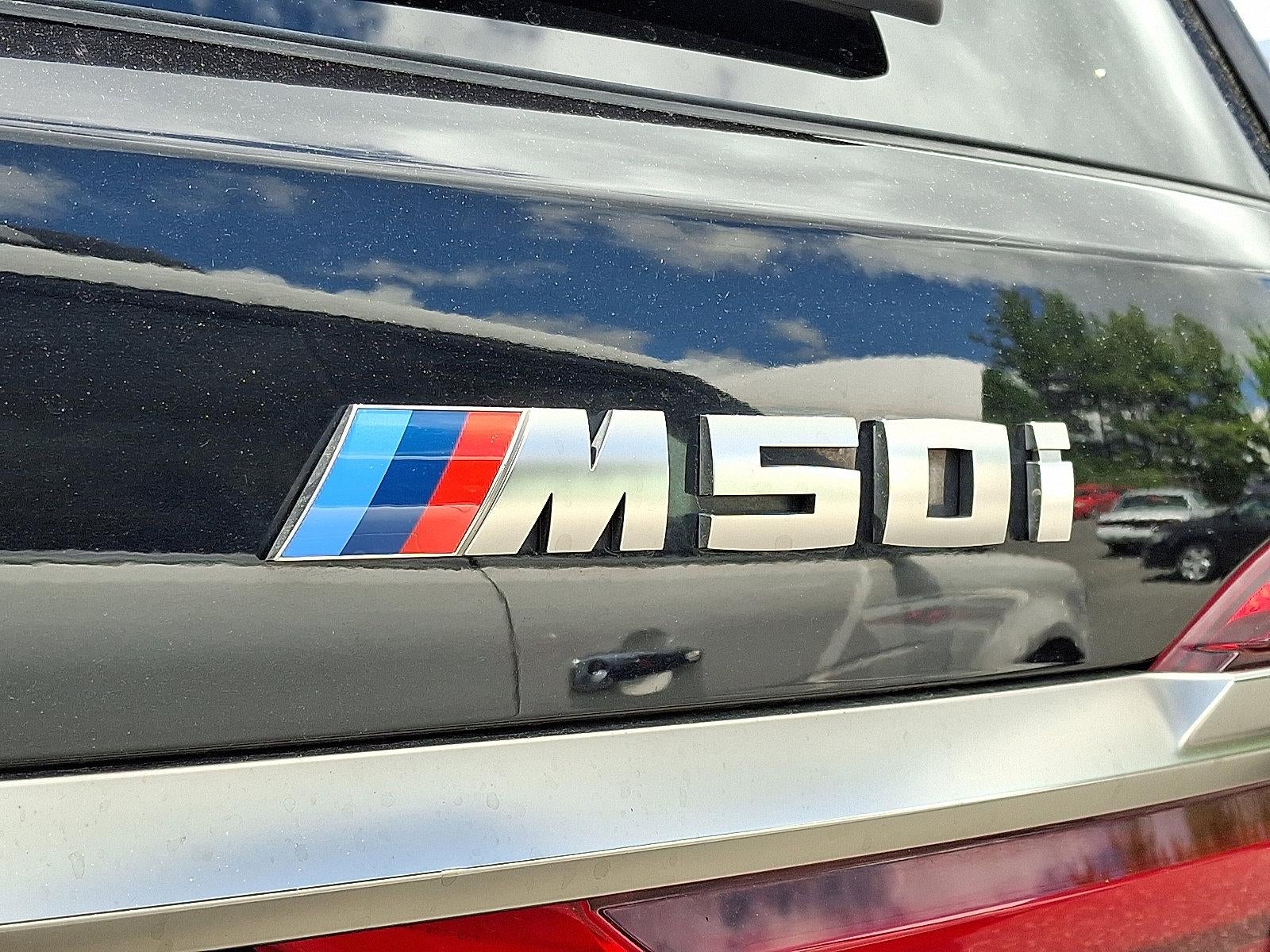 2020 BMW X7 M50i