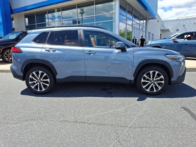 2024 Toyota Corolla Cross XLE