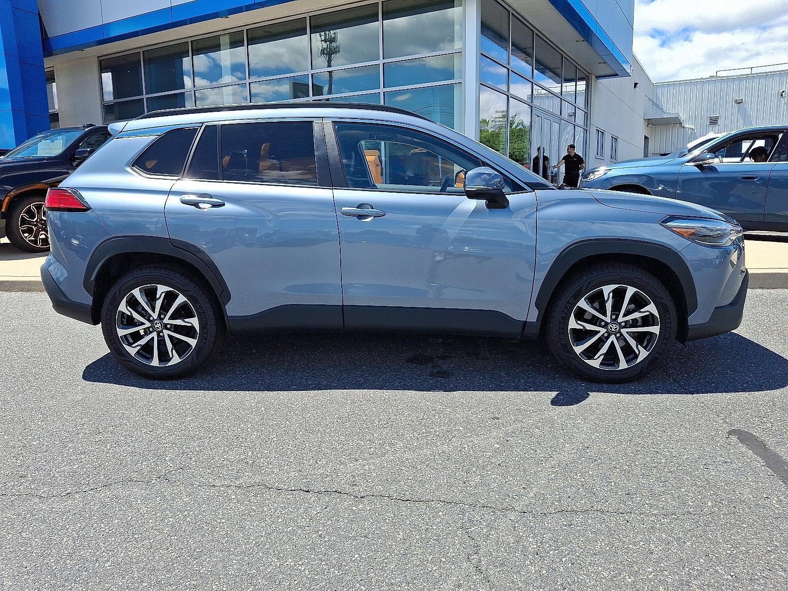 2024 Toyota Corolla Cross XLE