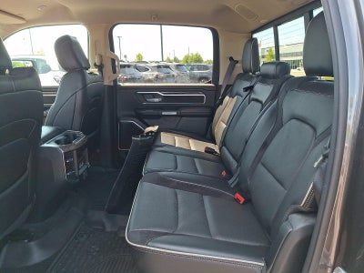 2020 RAM 1500 Laramie 4x4 Crew Cab 5'7" Box
