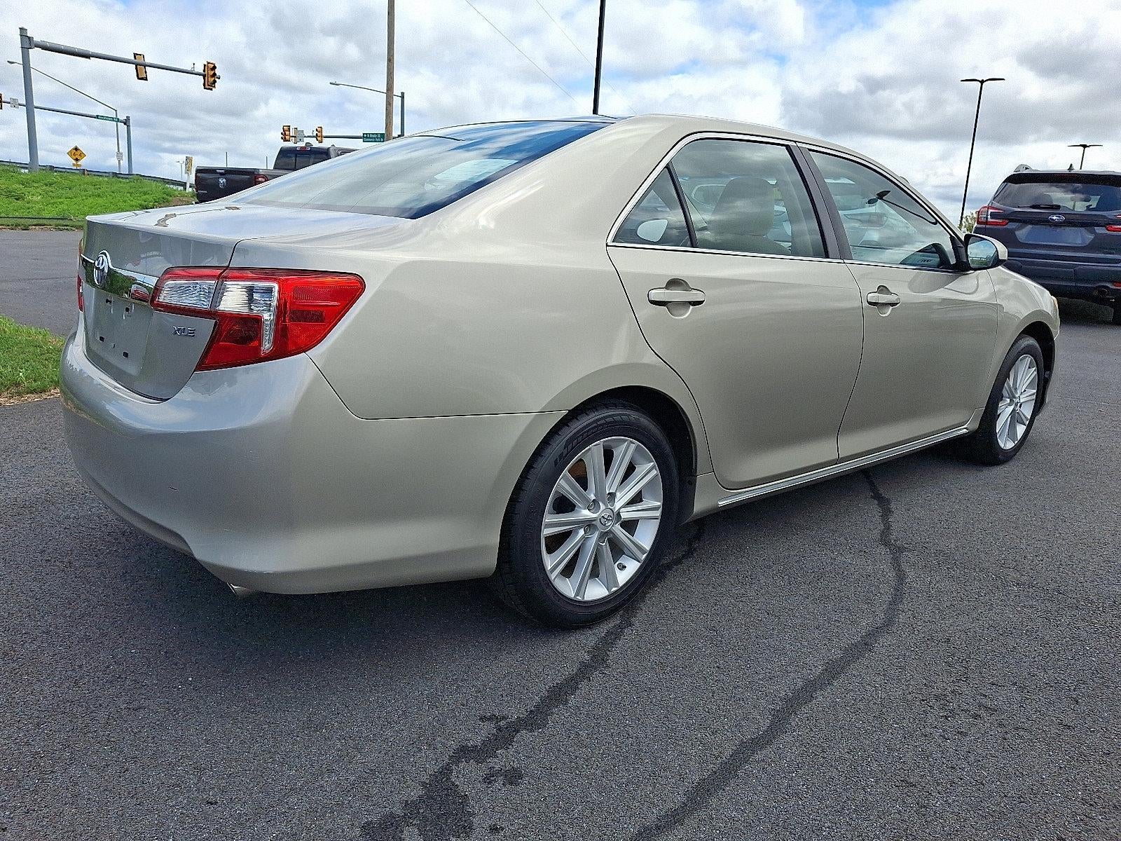 2013 Toyota Camry 4dr Sdn I4 Auto XLE (Natl)