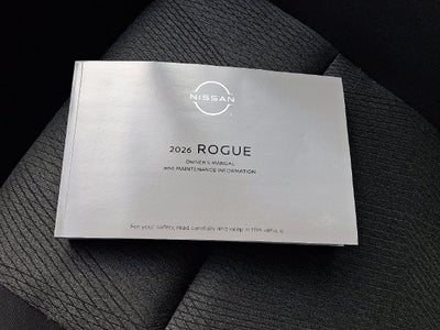 2026 Nissan Rogue SV