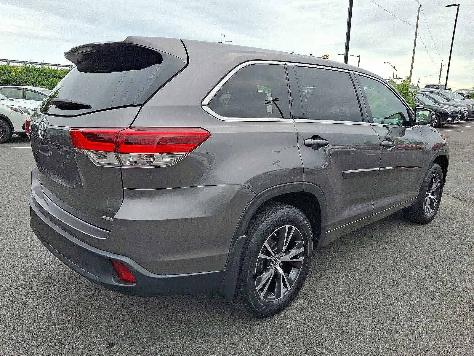 2018 Toyota Highlander LE V6 AWD (SE)