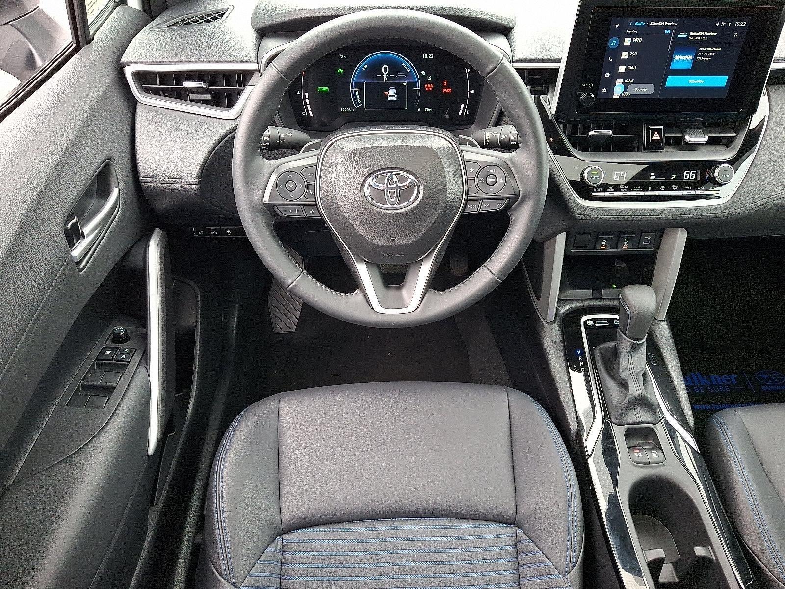 2025 Toyota Corolla Cross Hybrid XSE 4WD (Natl)