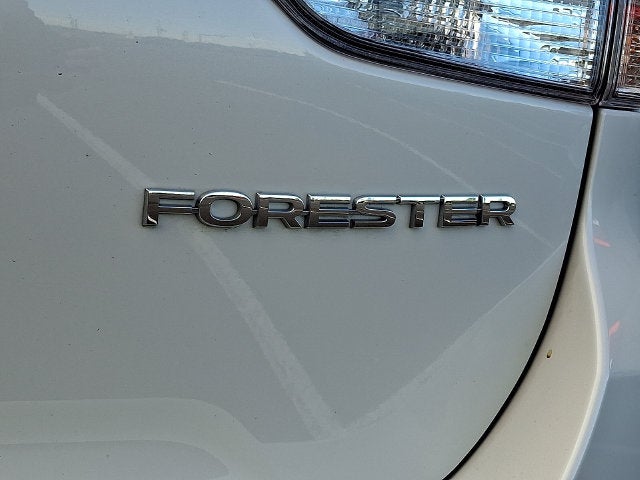 2023 Subaru Forester Base
