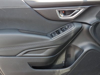 2023 Subaru Forester Premium CVT