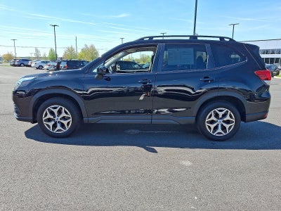 2024 Subaru Forester Premium AWD
