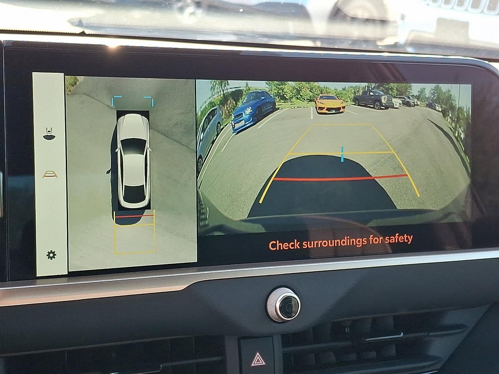 2025 Toyota Crown Platinum AWD (Natl)