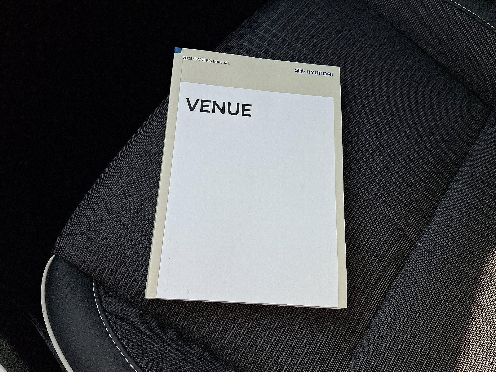 2025 Hyundai VENUE Limited IVT