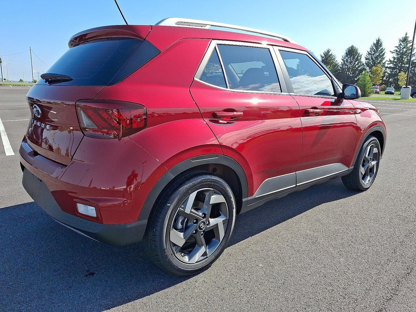 2025 Hyundai VENUE Limited IVT